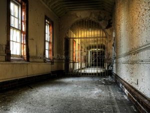 gated corridor hdr.jpg